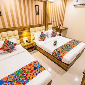 Fabexpress Orange Suites Santacruz East